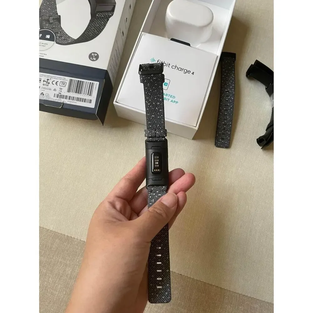 Fitbit Charge4 Special Edition